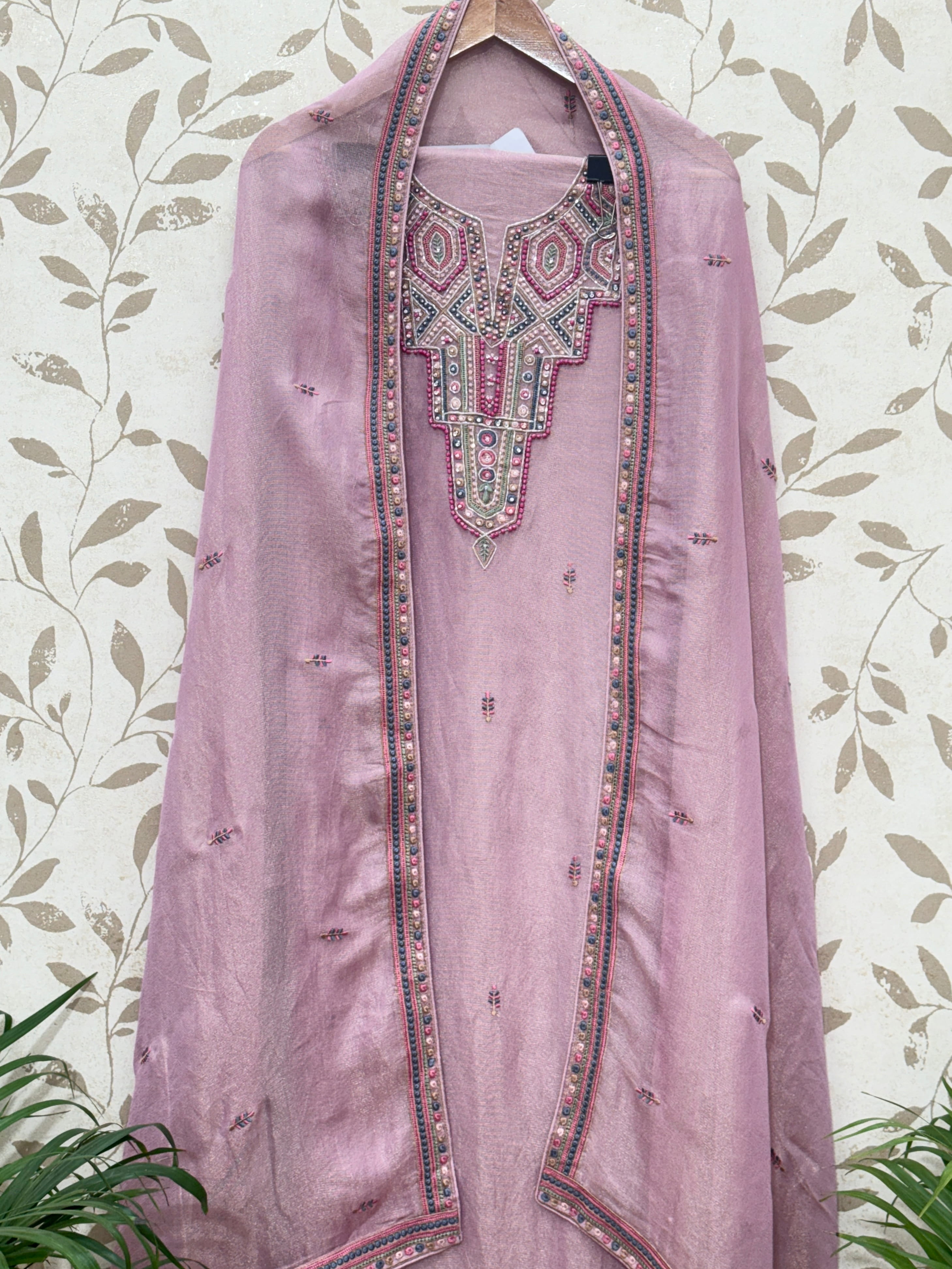 Dusty Rose Embroidery Silk Suit   